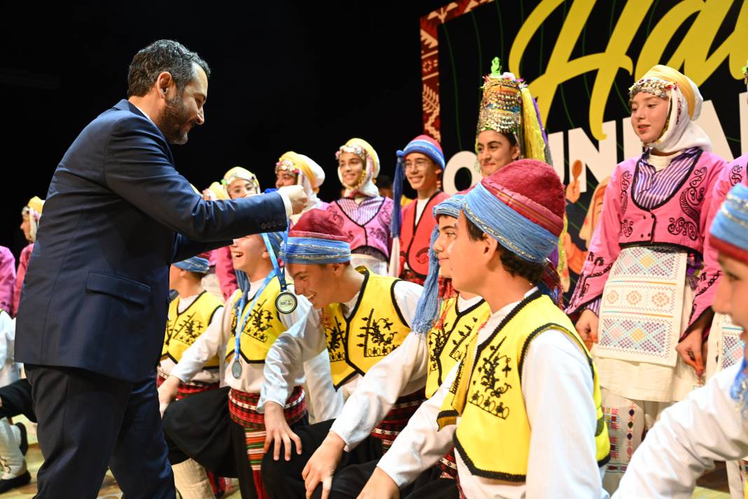 Finalde sahne şenlendi! Konya’da Halk Oyunları Ligi gönüllere işlendi 4